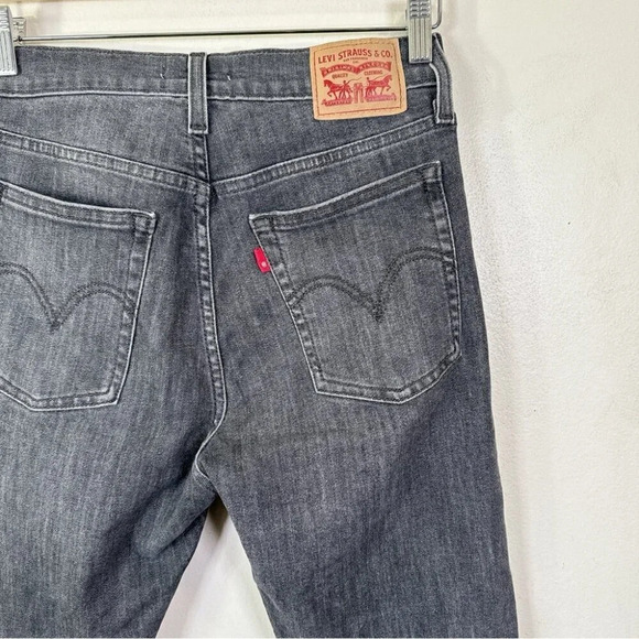 Levi's Womens Size 28 Wedgie Skinny  Grey Wash Frayed Hem Jeans - Picture 14 of 16